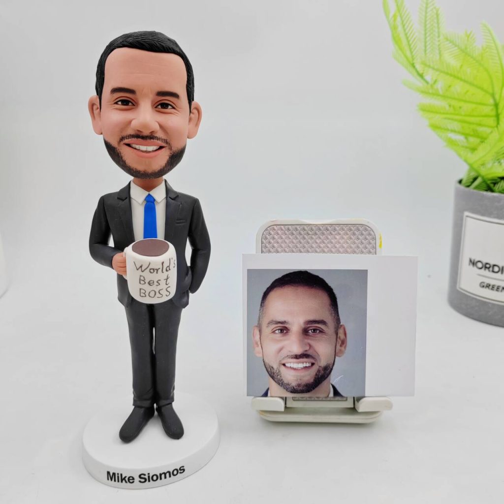 8 Best Personalized Bobble Head Dolls