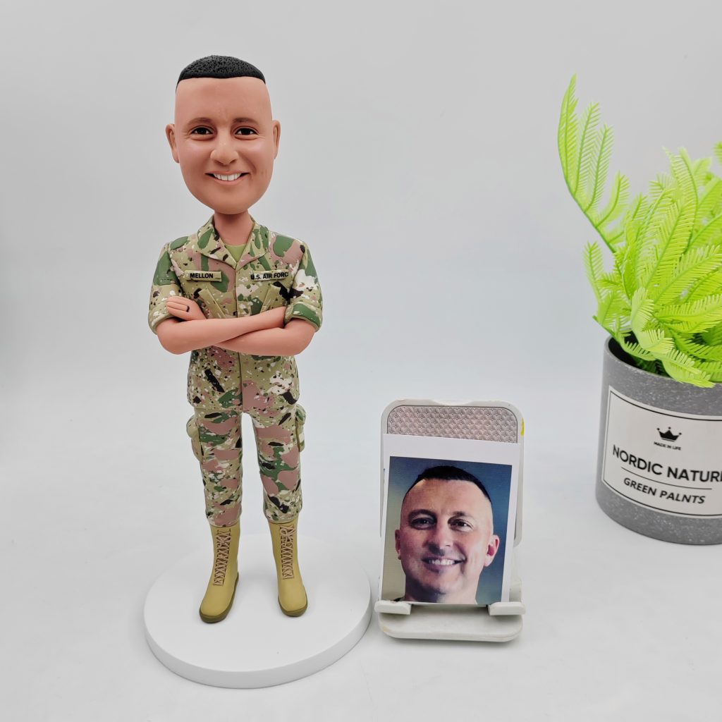 1. Omgbobbleheads Army Male Bobble Head
